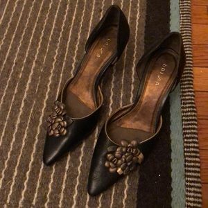 Vintage Bronze/Gold Embellished Kitten Heels